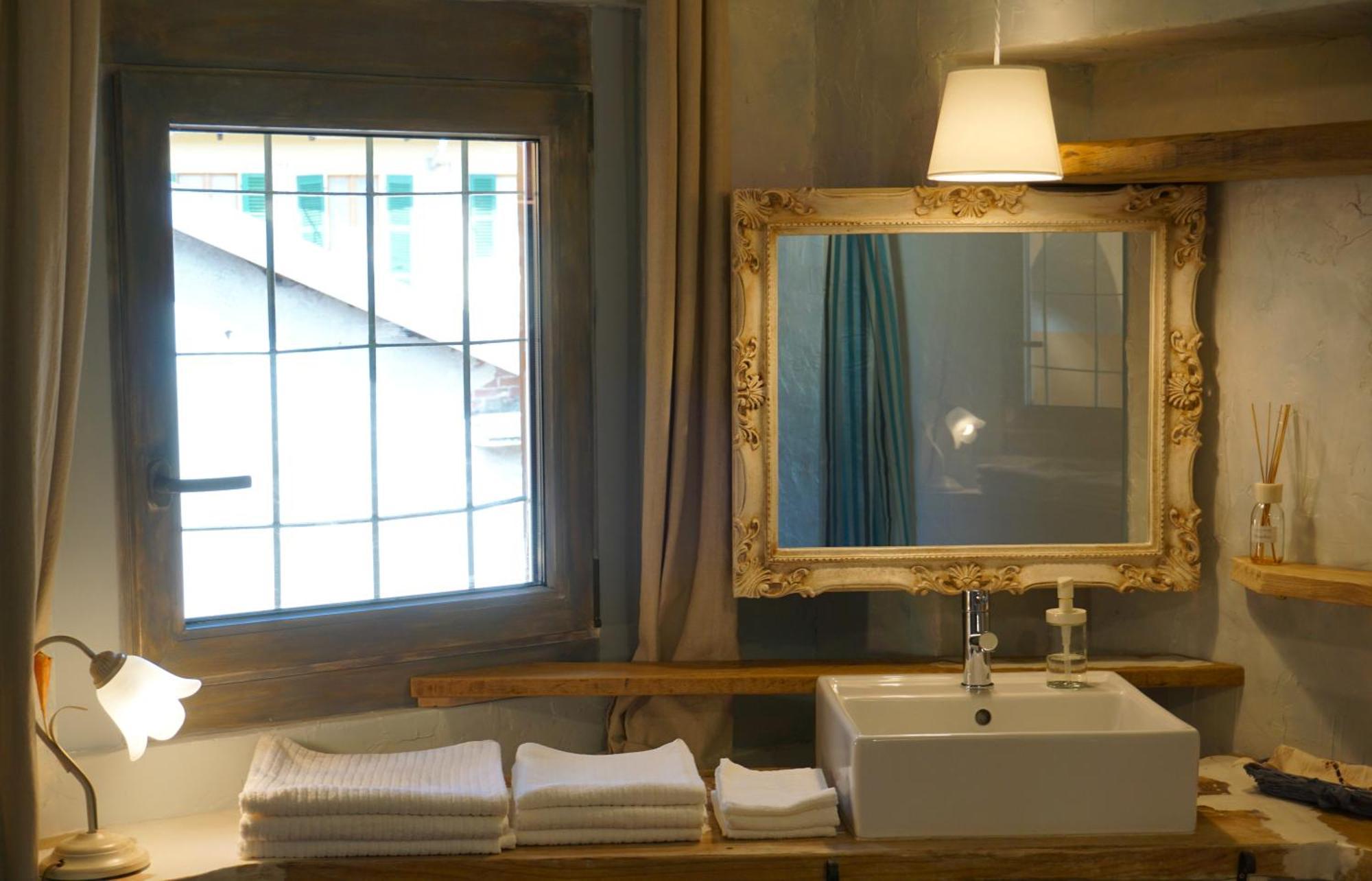 Apartmán Graziosa Dimora Centro Storico Biella Exteriér fotografie